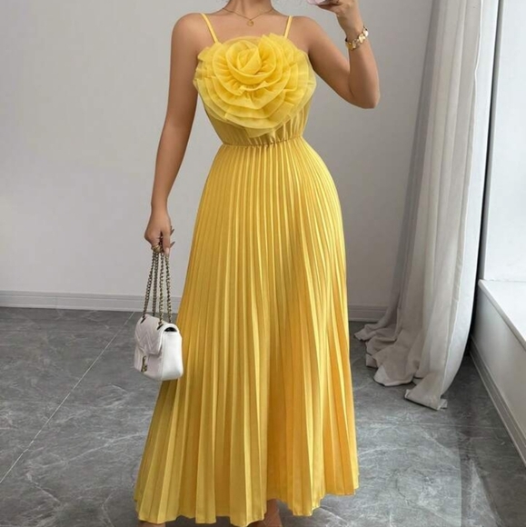 French Elegant Elegant Daily Party 3D Floral Gathered Waist A-Line Long Dress Ye - Picture 1 of 6